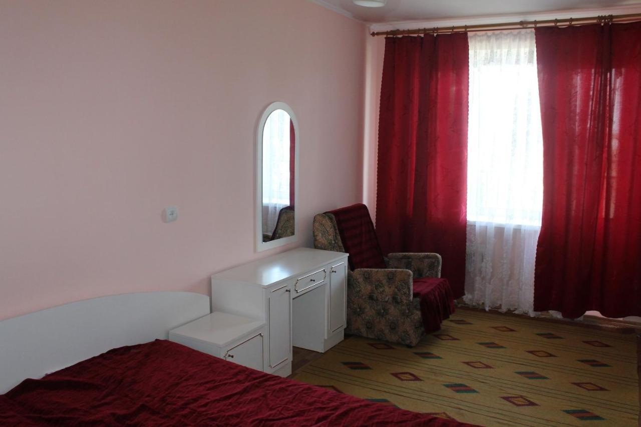 Kometa-2 Hotel كوبليفو الغرفة الصورة